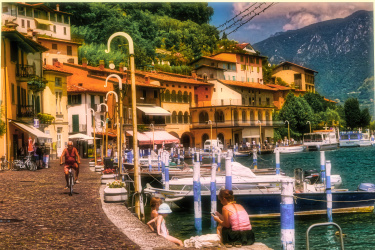 Italy-lakeside